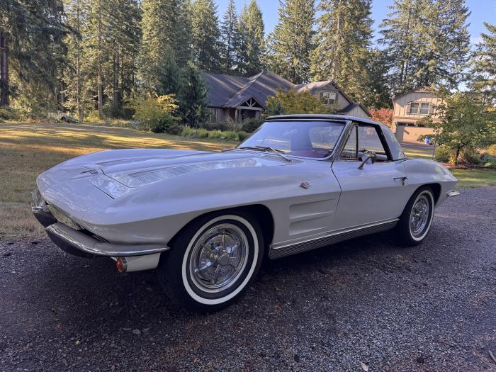 1963 Chevrolet Corvette Convertible, 2 Tops, Numbers Matching, 340hp, 4-speed