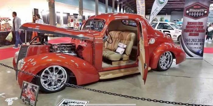 1937 Studebaker Dictator Coupe