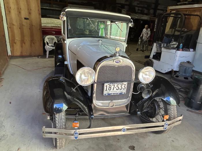 1928 Ford Model A Coupe