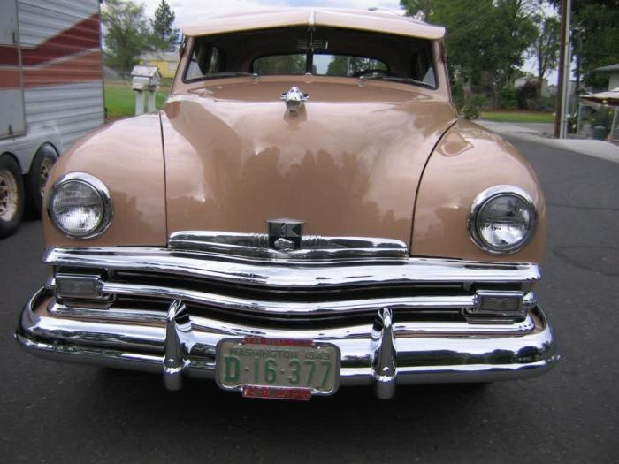 1949 Kaiser Custom Sedan