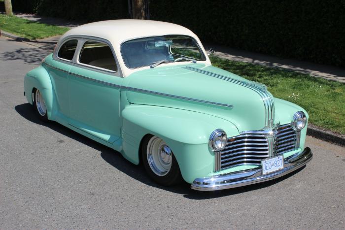 1941 Pontiac Torpedo Deluxe Coupe