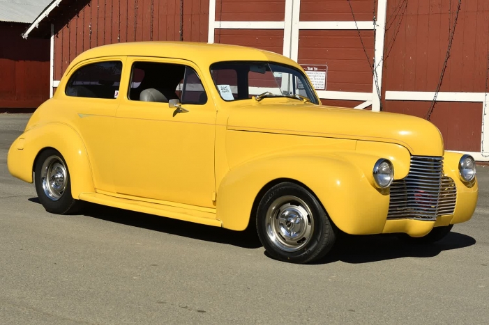 1940 Chevrolet 2 Door Sedan