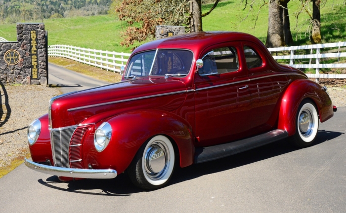 1940 Ford Deluxe Coupe