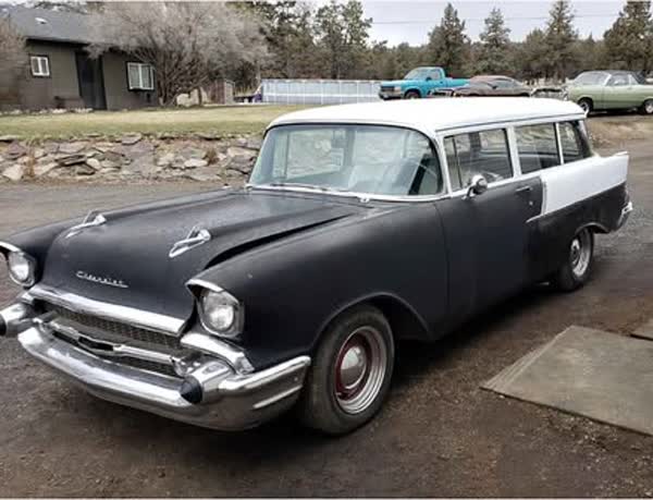 1957 Chevrolet 2 Door Wagon