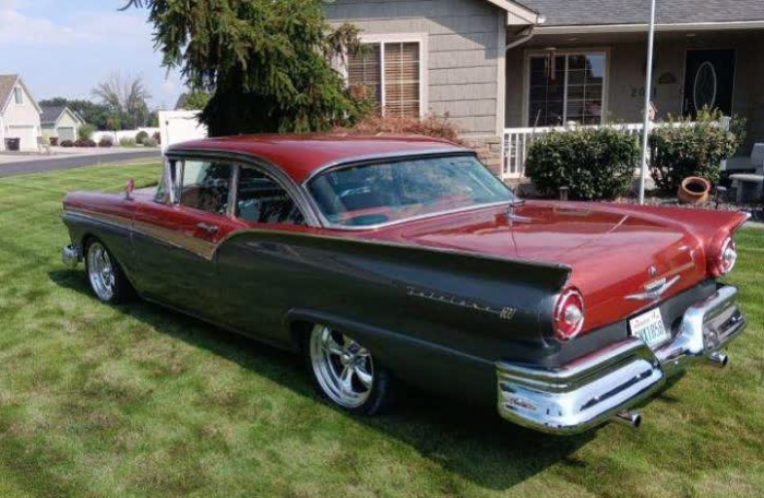 1957 Ford Fairlane 500 2 DR Sedan