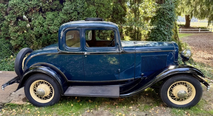 1932 Ford 5 Window Coupe