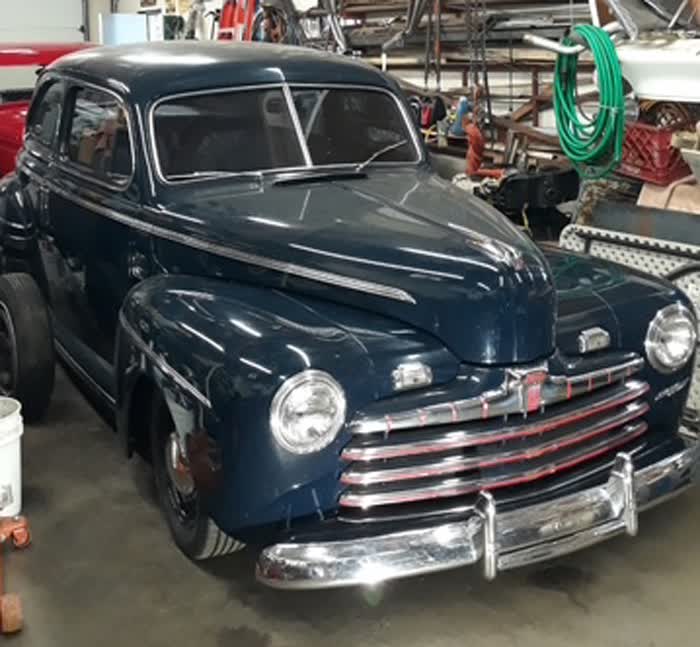 1947 Ford Turdor Sedan Super Deluxe