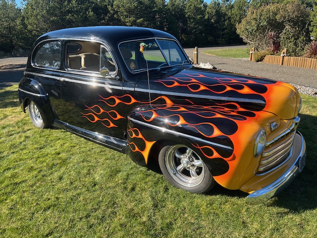 1946 Ford 2 Door Sedan