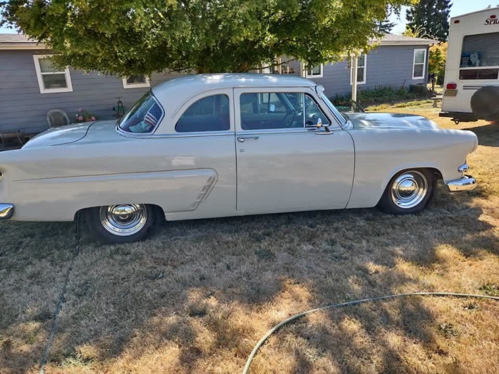 1953 Ford Customline