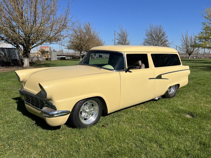 1956 Ford 2-Dr Ranch Wagon