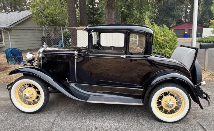 1931 Ford 5 Window Coupe