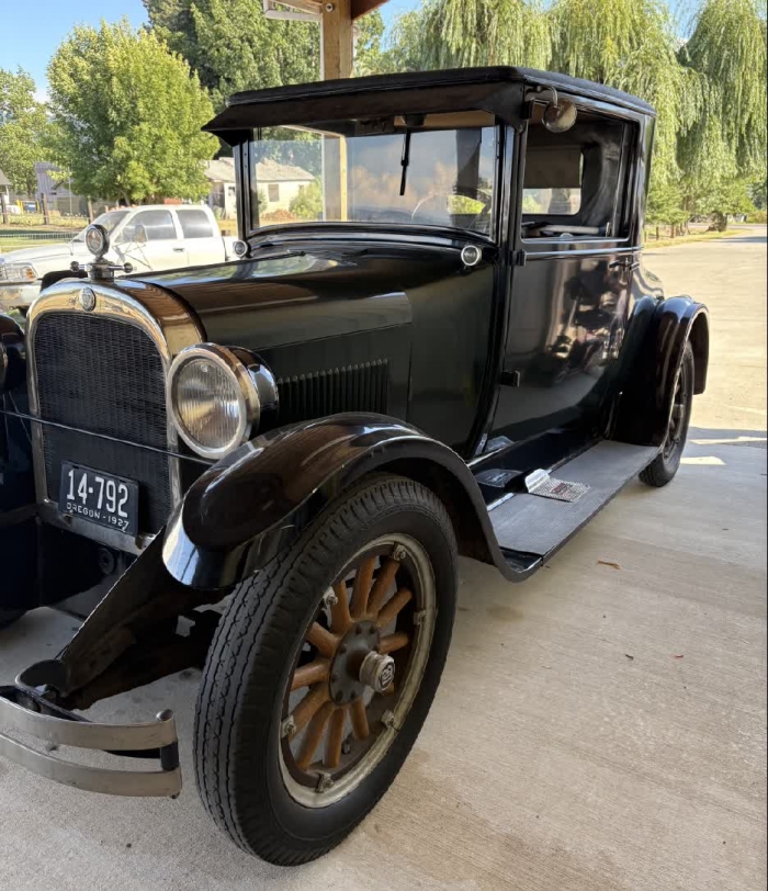 1927 Dodge Coupe