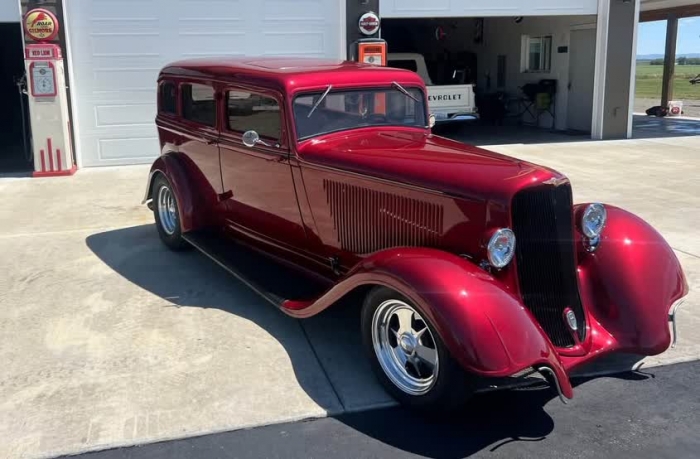 1933 Dodge 4 DR Sedan