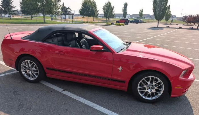 2014 Ford Mustang Convertible
