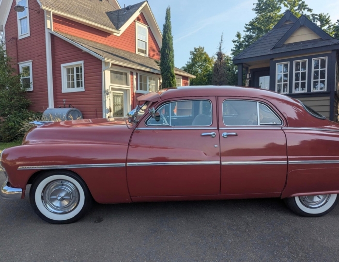 1949 Mercury Sport Sedan - Running Flathead V8